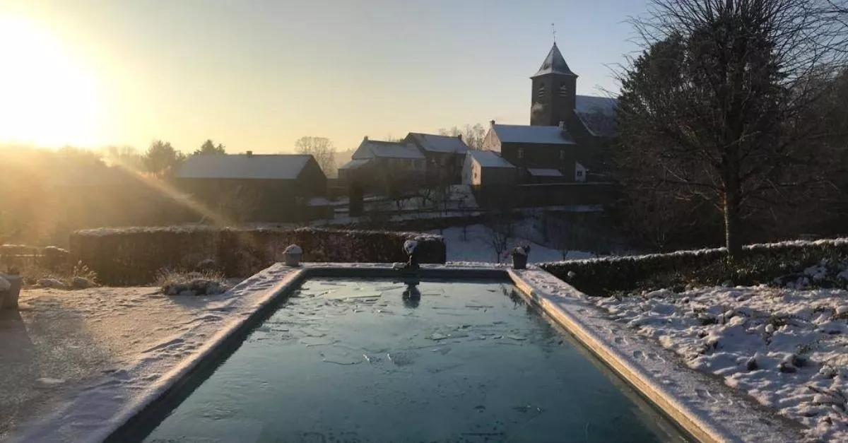 Comment préparer sa piscine pour l’hivernage ?