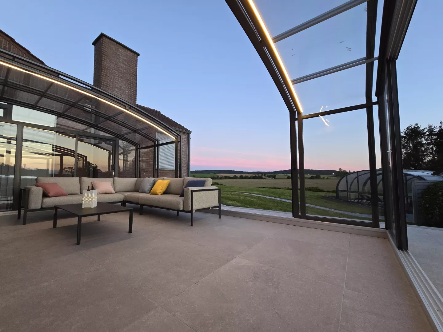 Abri de terrasse rétractable 
