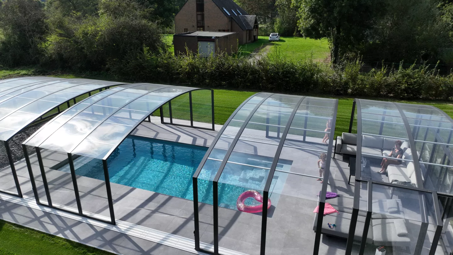 Abri haut de piscine carat