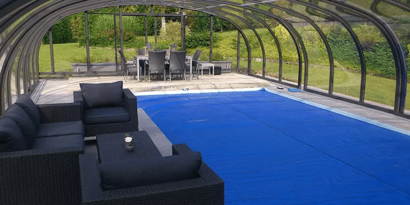 Abri de piscine Vöroka Magellan