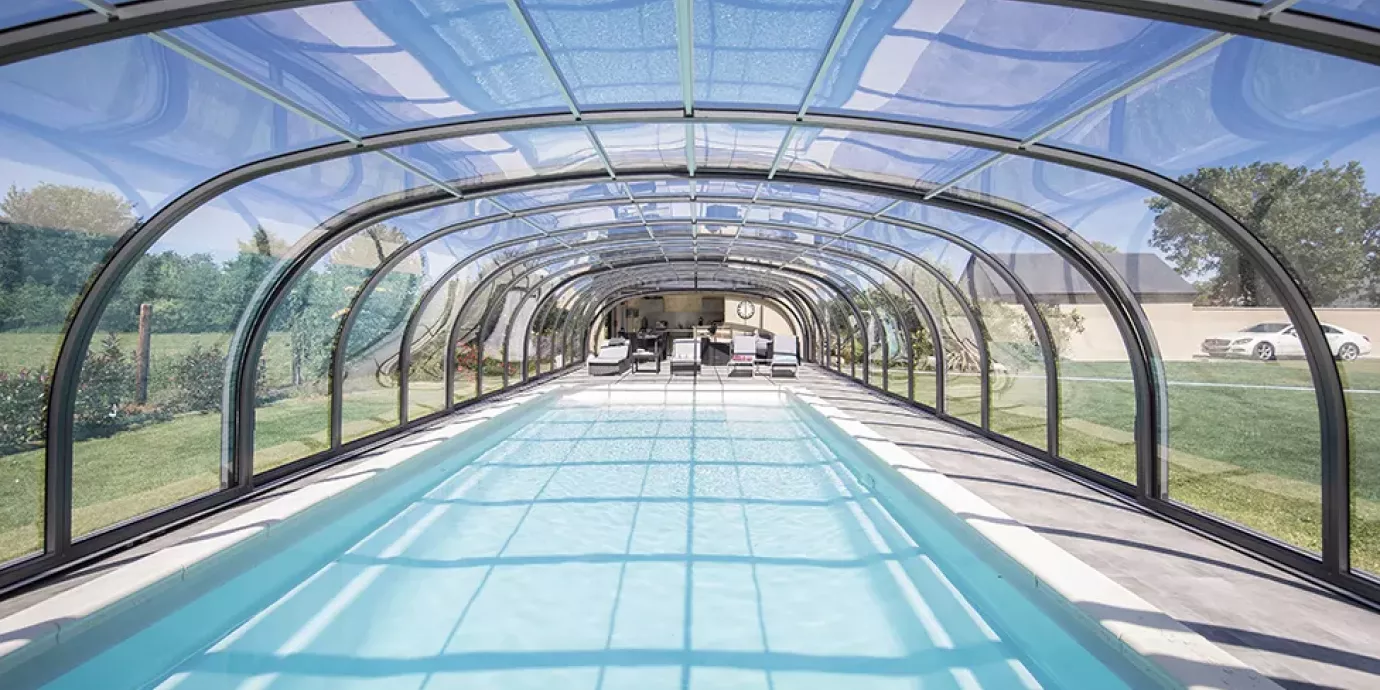 Abri de piscine Vöroka Sublim 