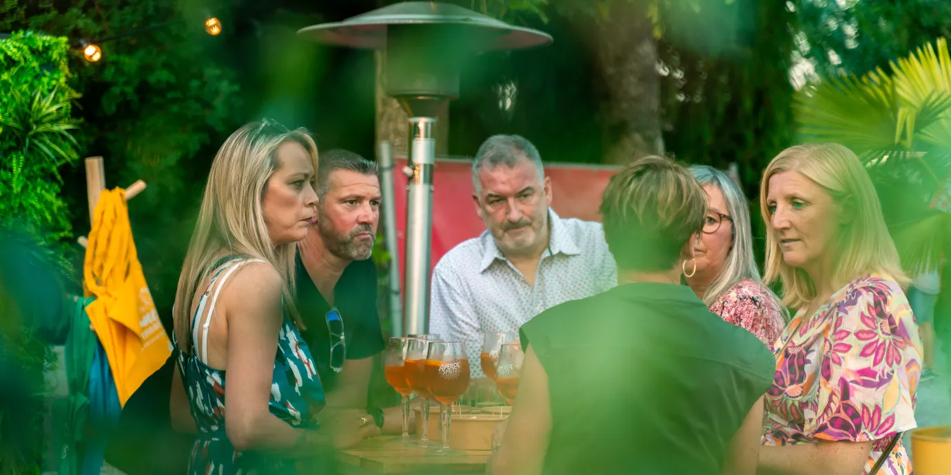 table entouree- verre