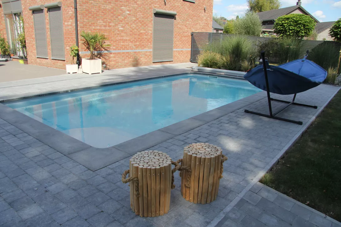 Piscine à Coque Mon de Pra