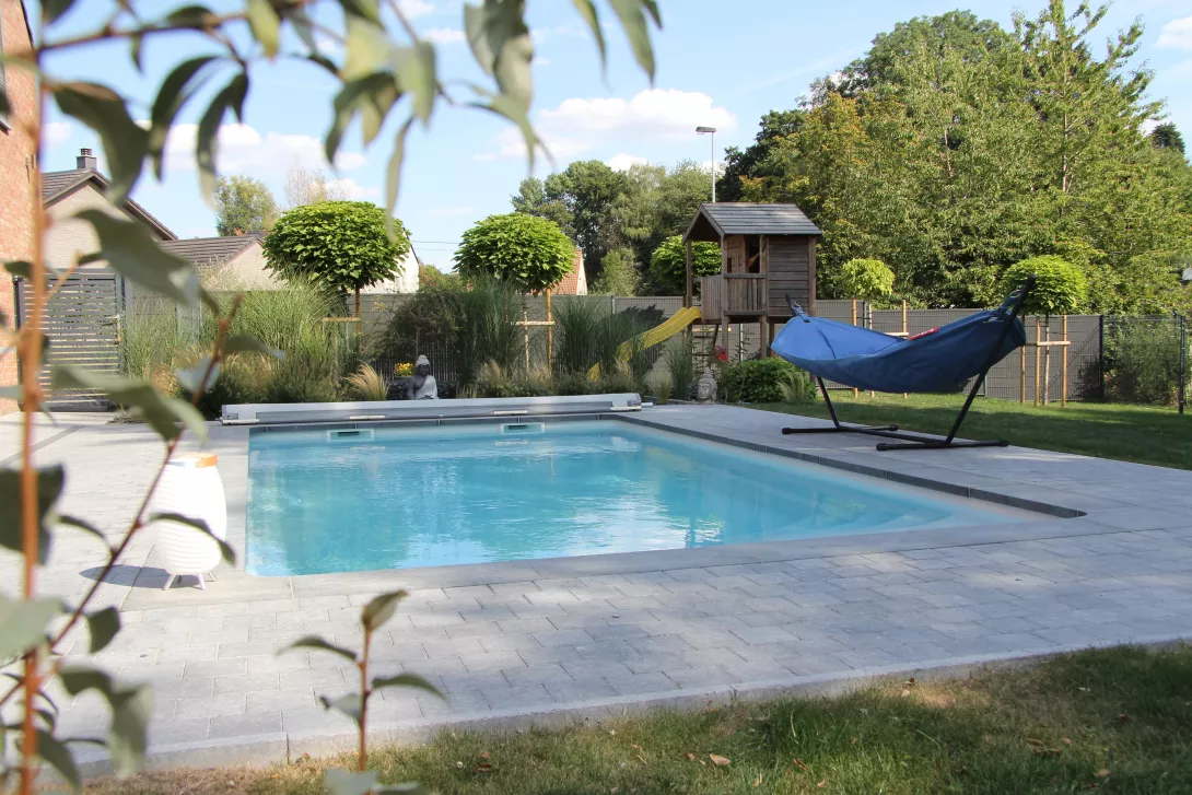 Piscine à Coque Mon de Pra