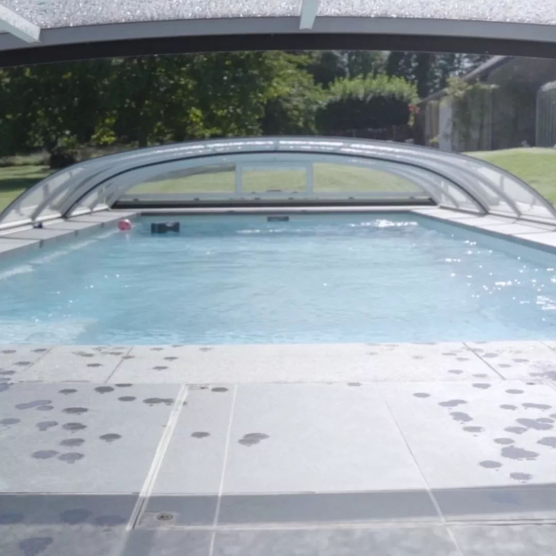 Client 2 Abris de piscine bas.png