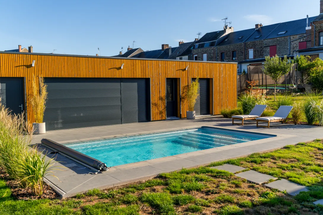 realisation-piscine-prete-a-plonger.jpg